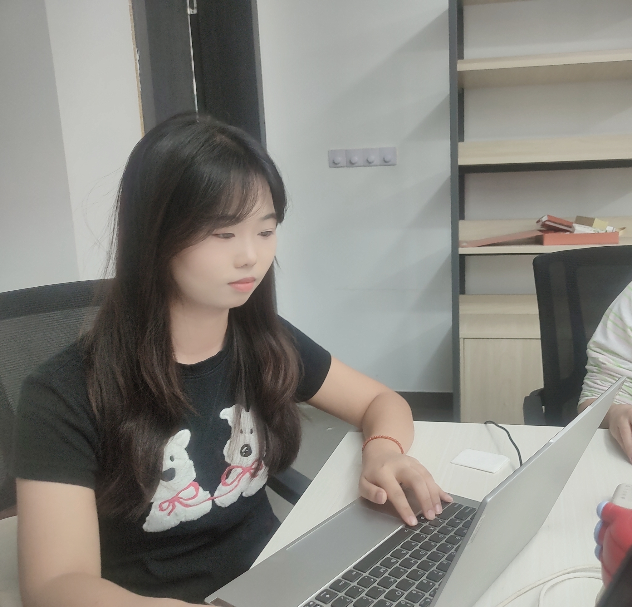 1-2510310T200111.jpg 1-2510310T200111.jpg