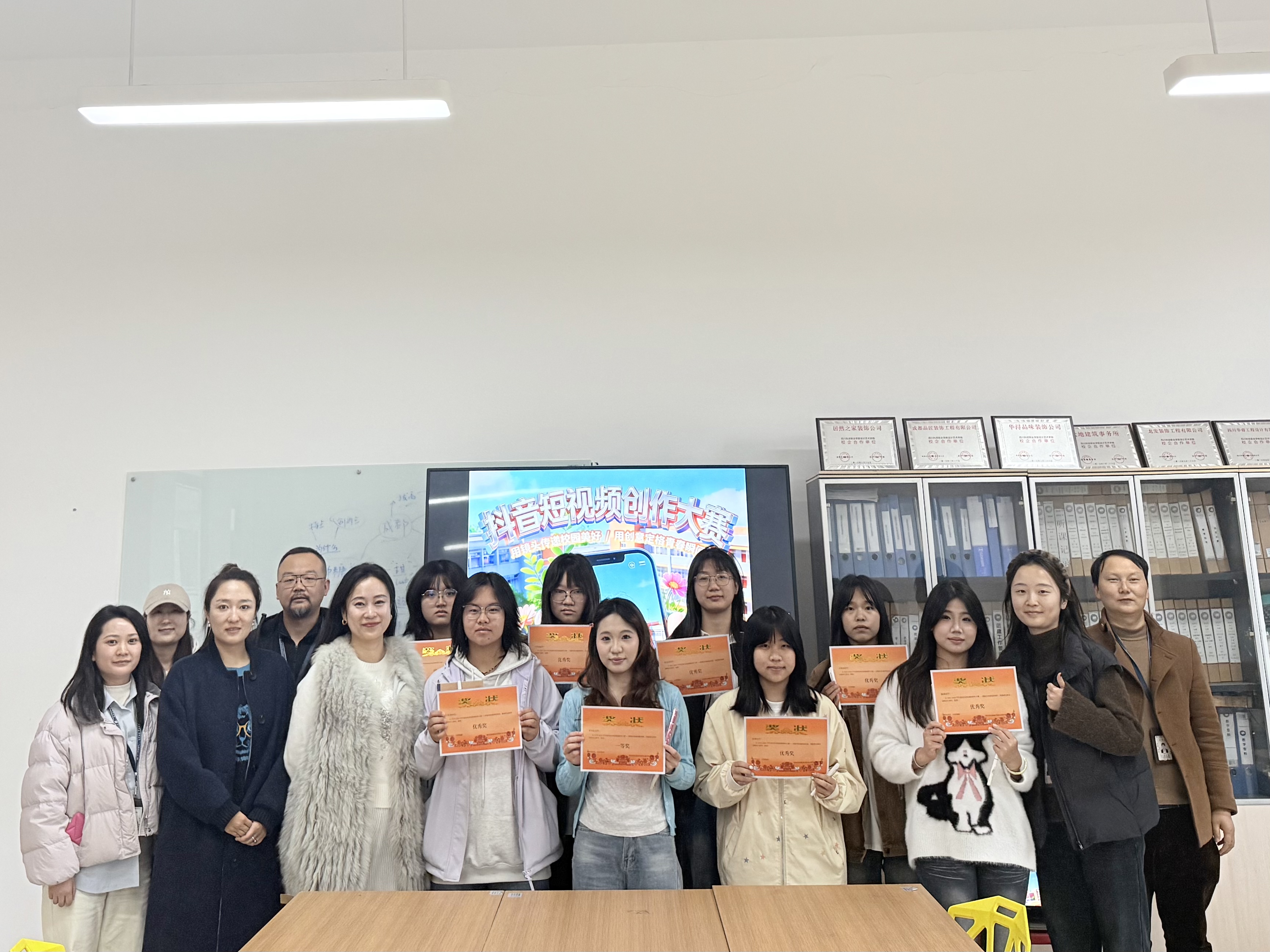 1-260325151FK16.jpg 1-260325151FK16.jpg